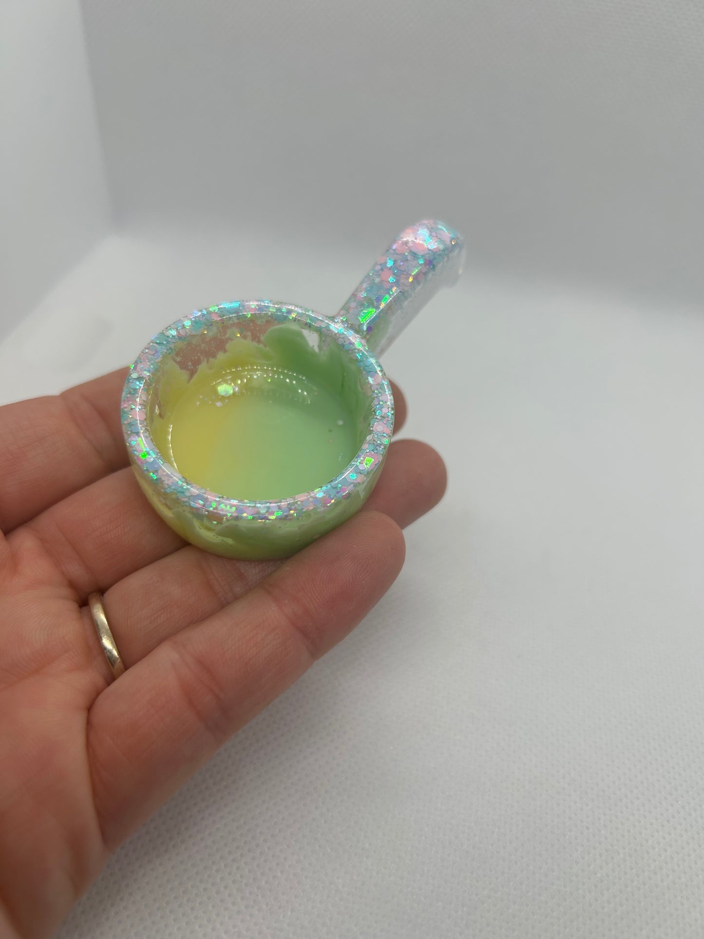 Mini scoop