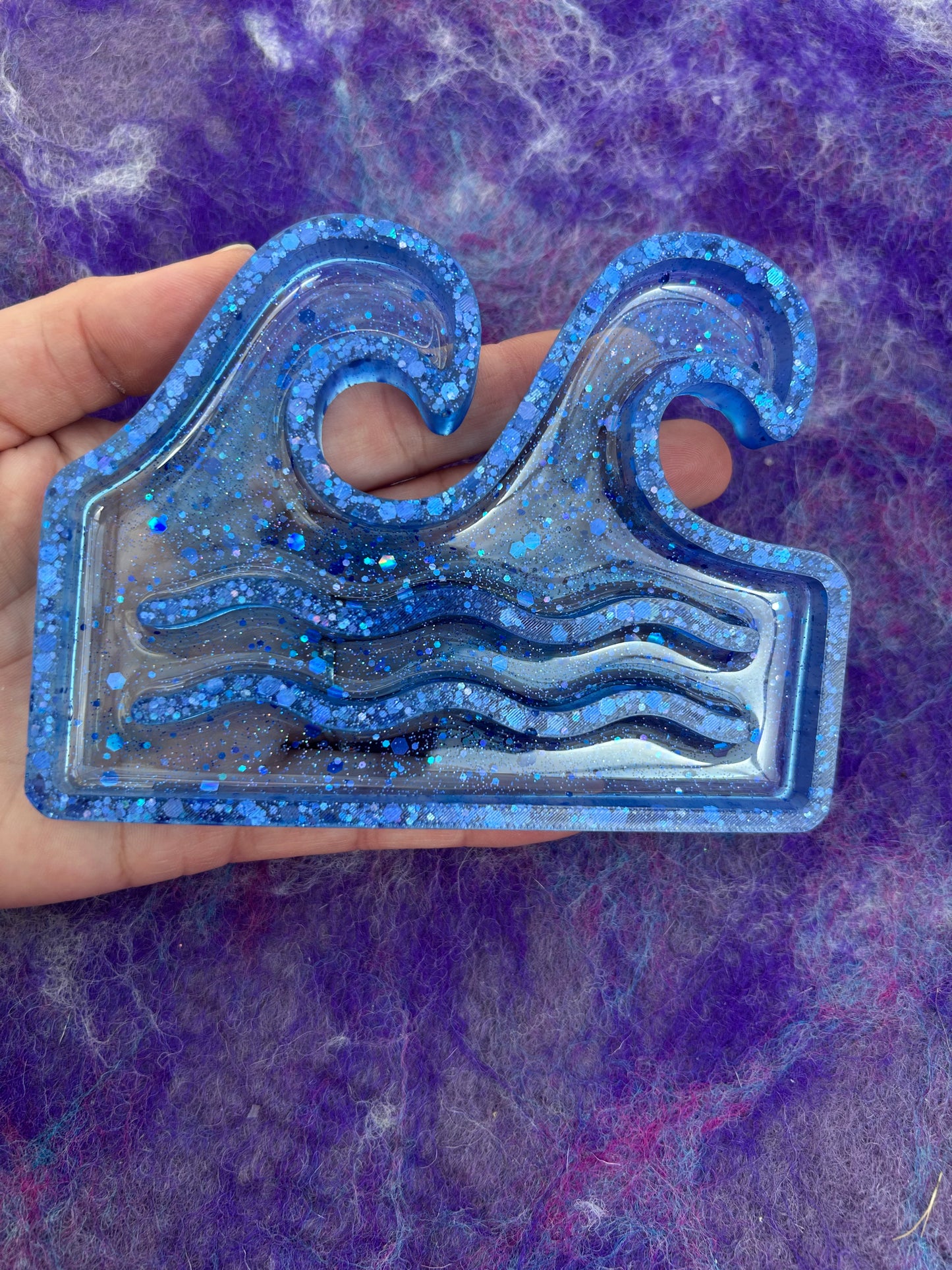 Ocean waves sensory tray