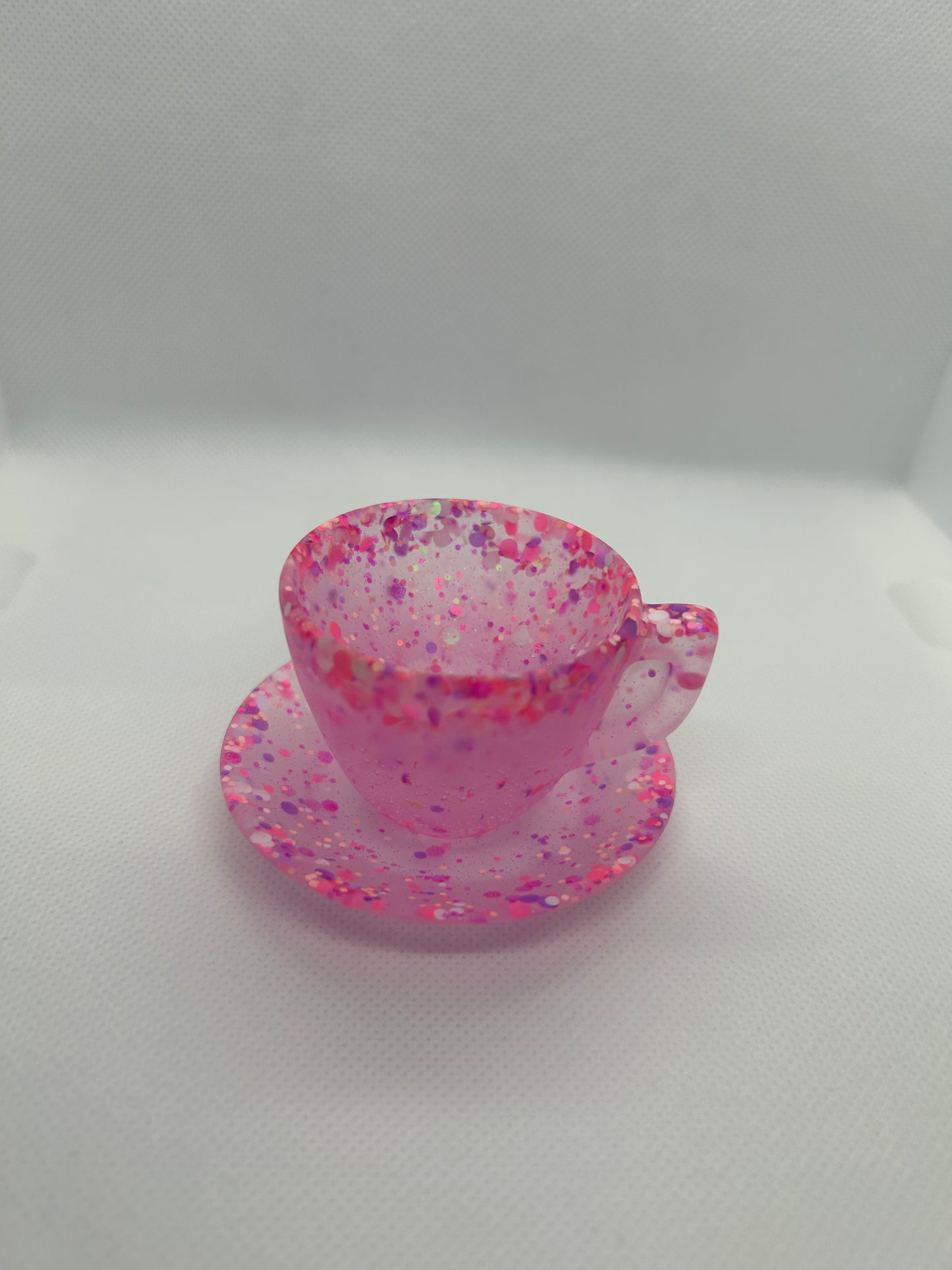 Tea cup & saucer