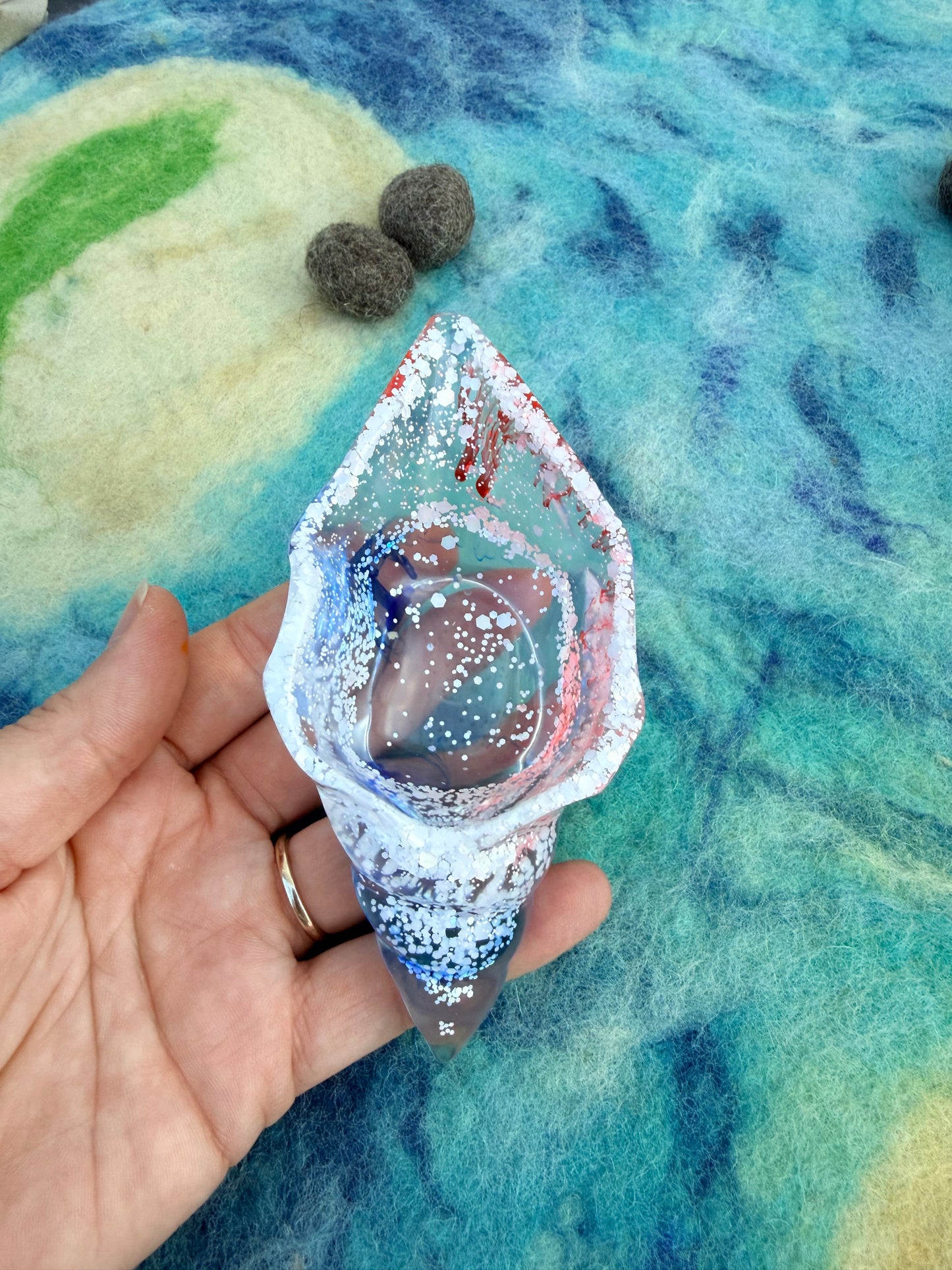 Ready made conch shell dish