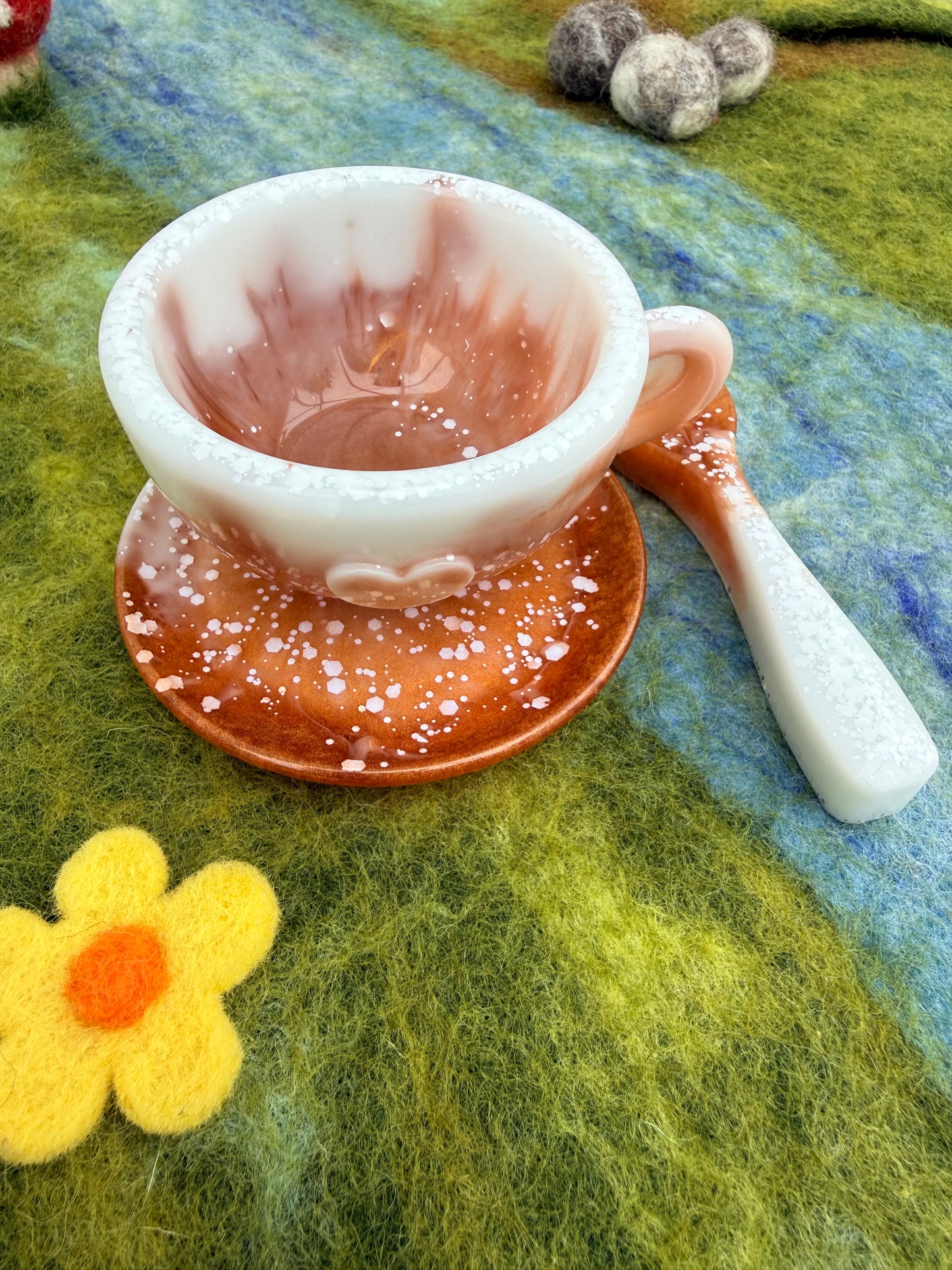 Ready made teacup & saucer set with spoon