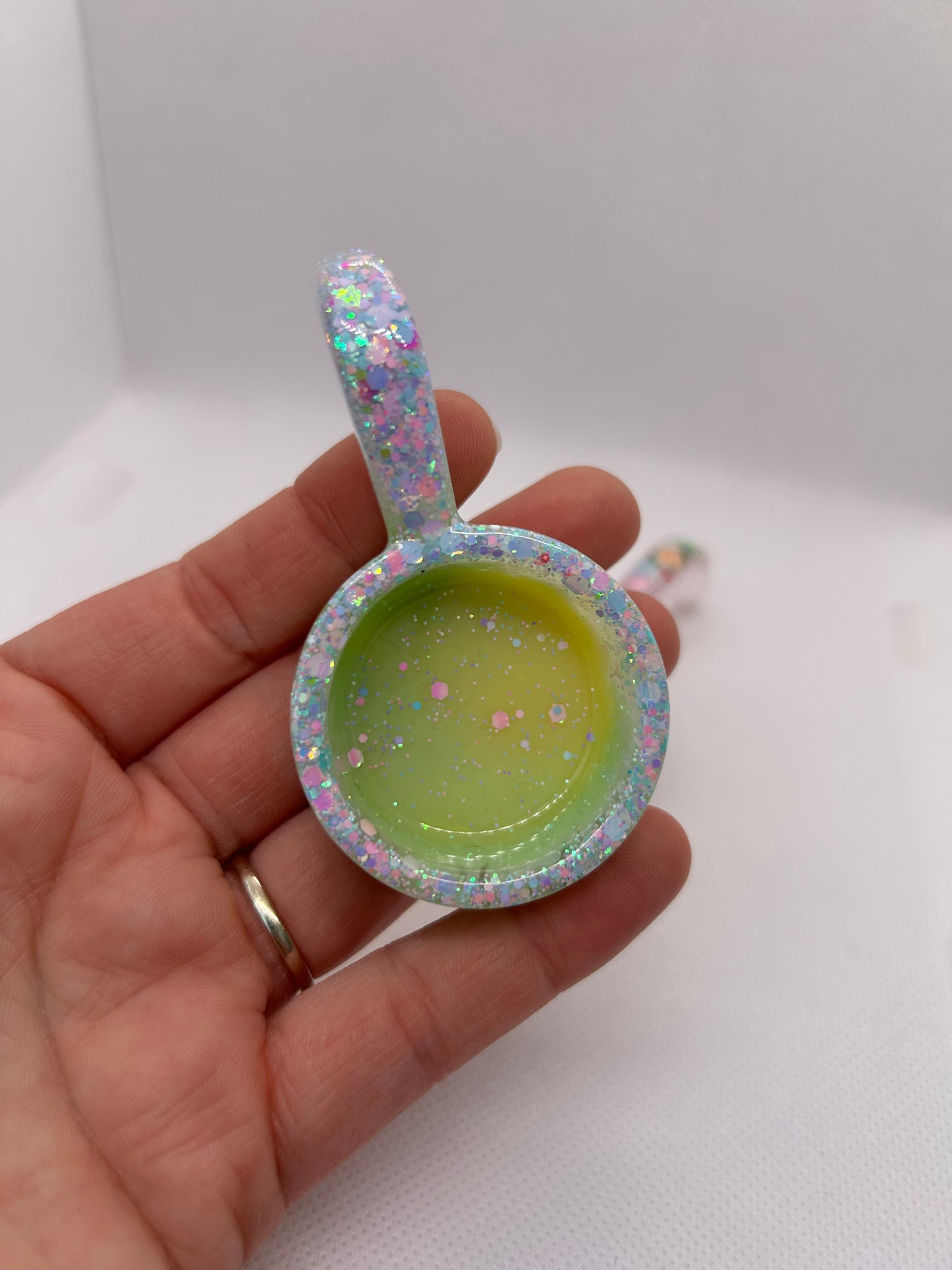 Mini scoop
