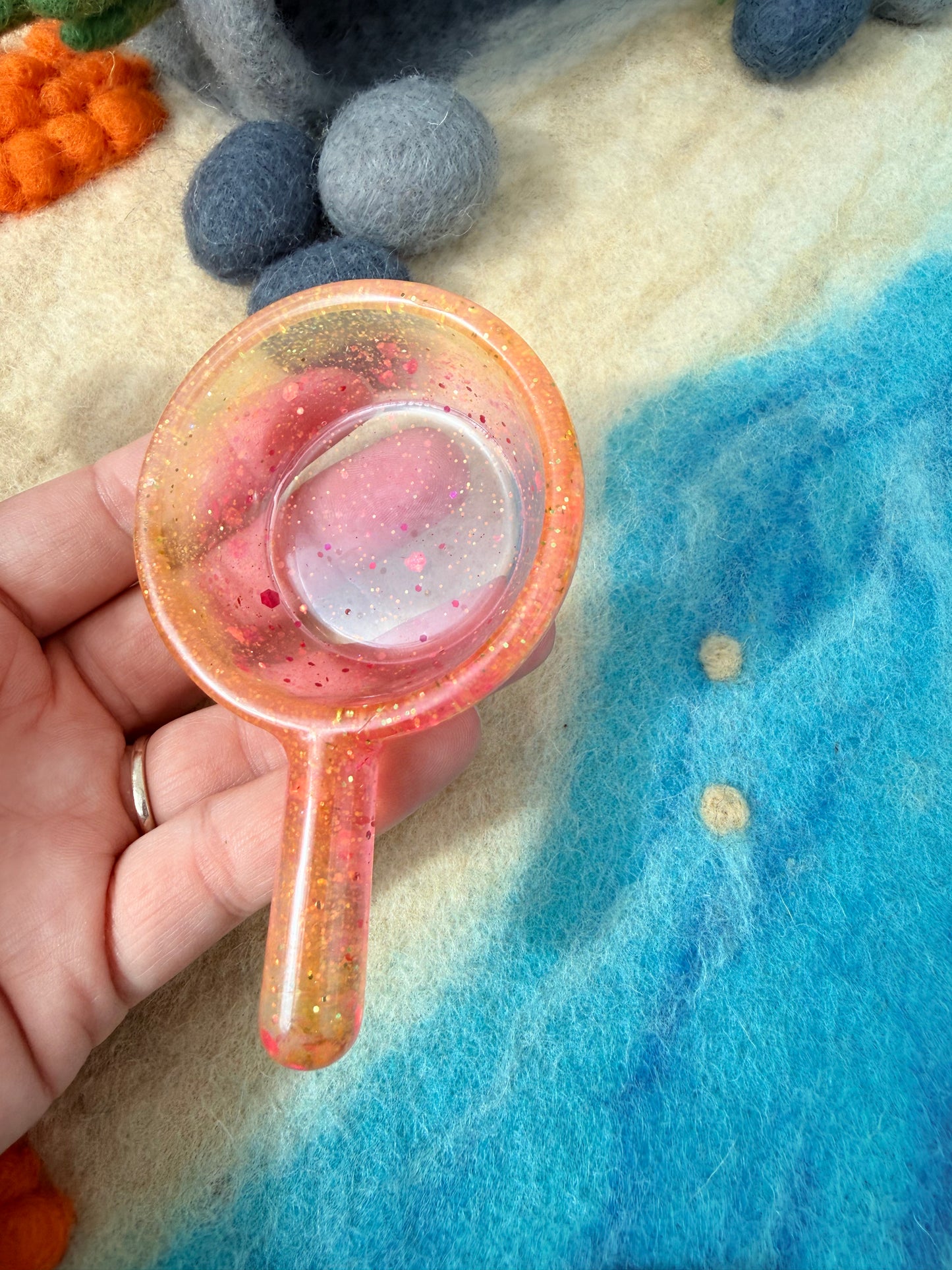 Ready made scoop