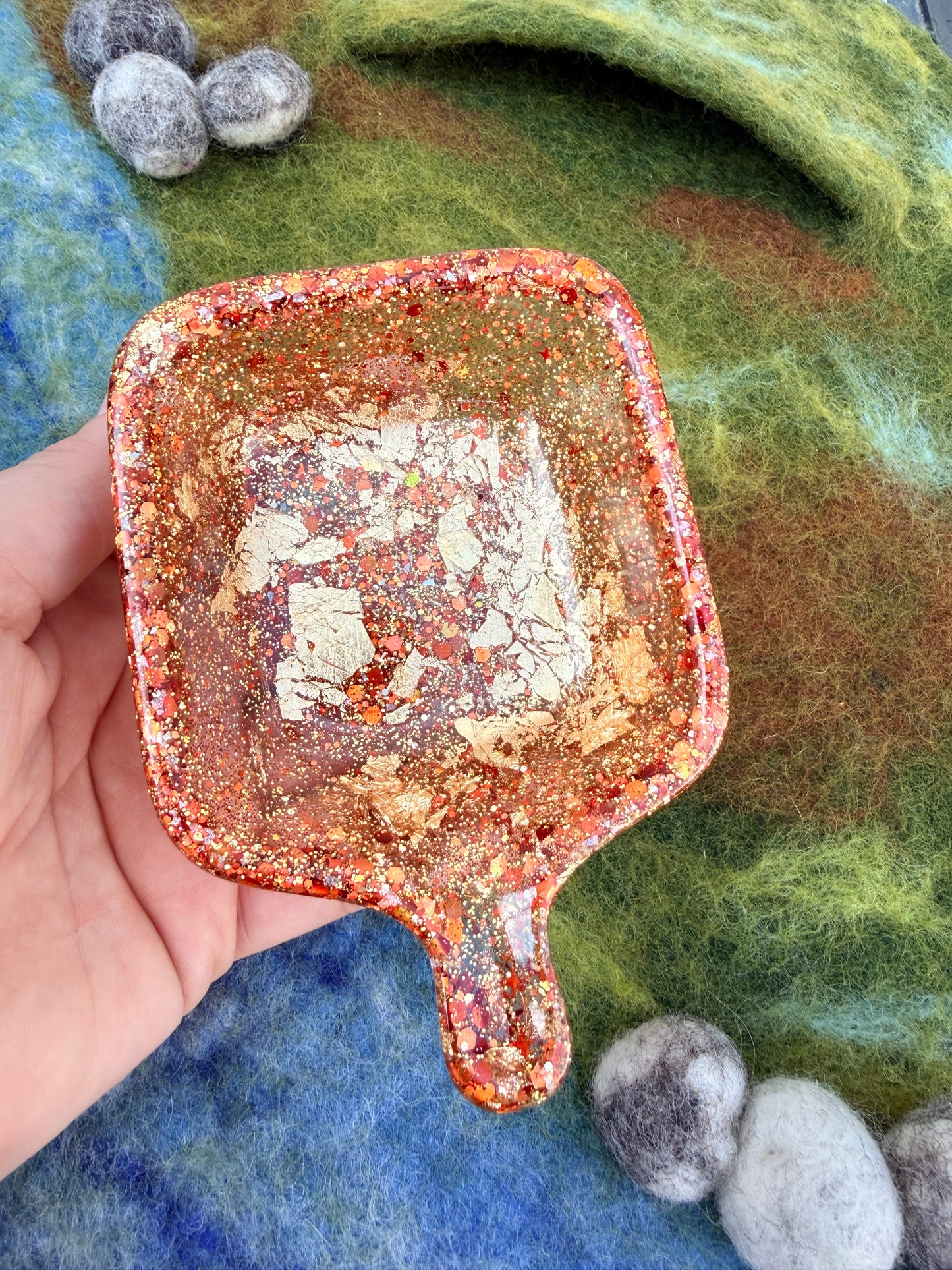 Ready made autumn large square scoop