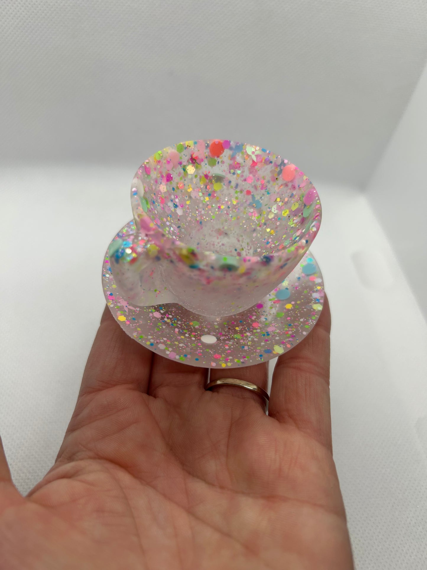Tea cup & saucer