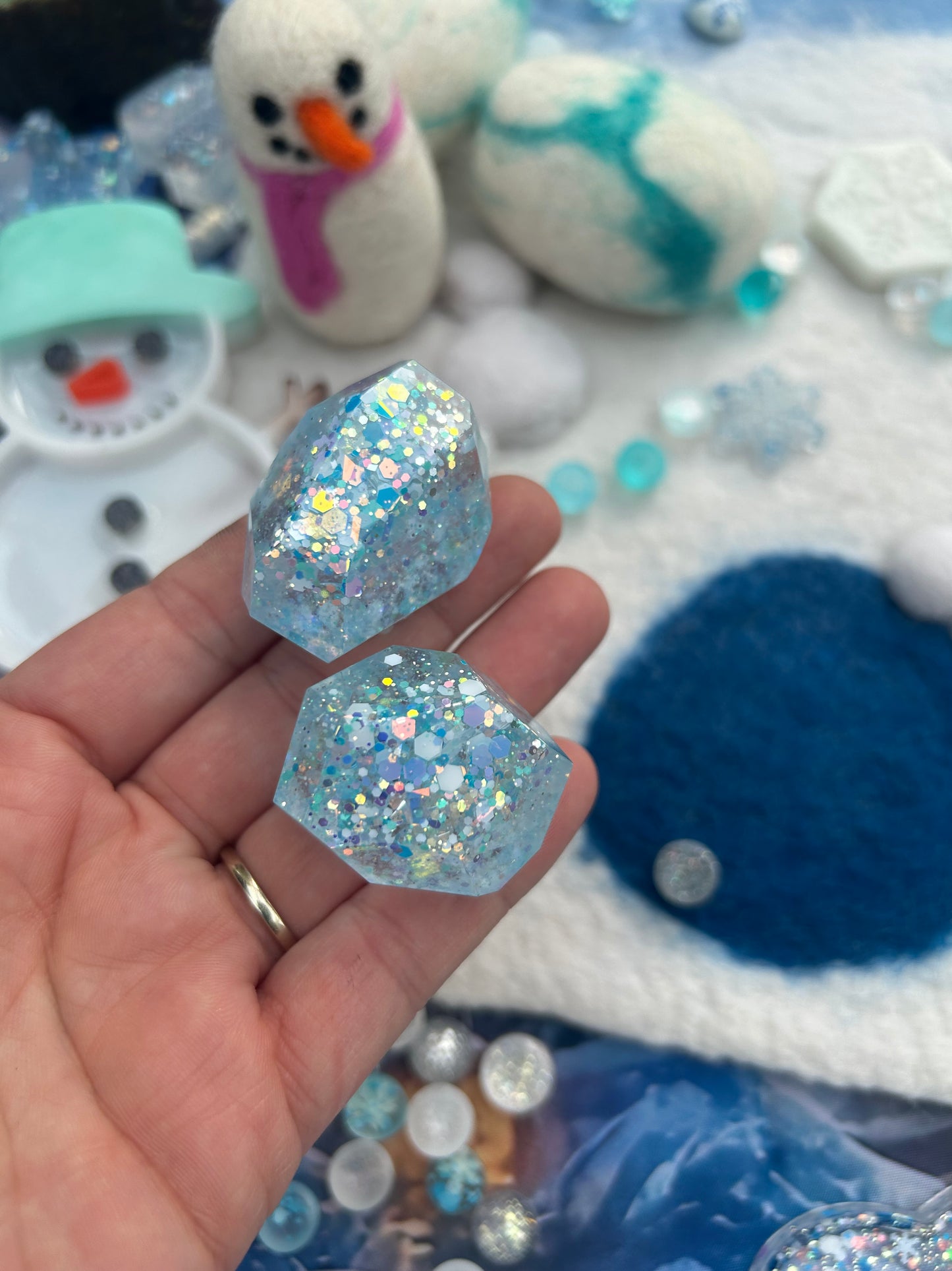 Ice rocks