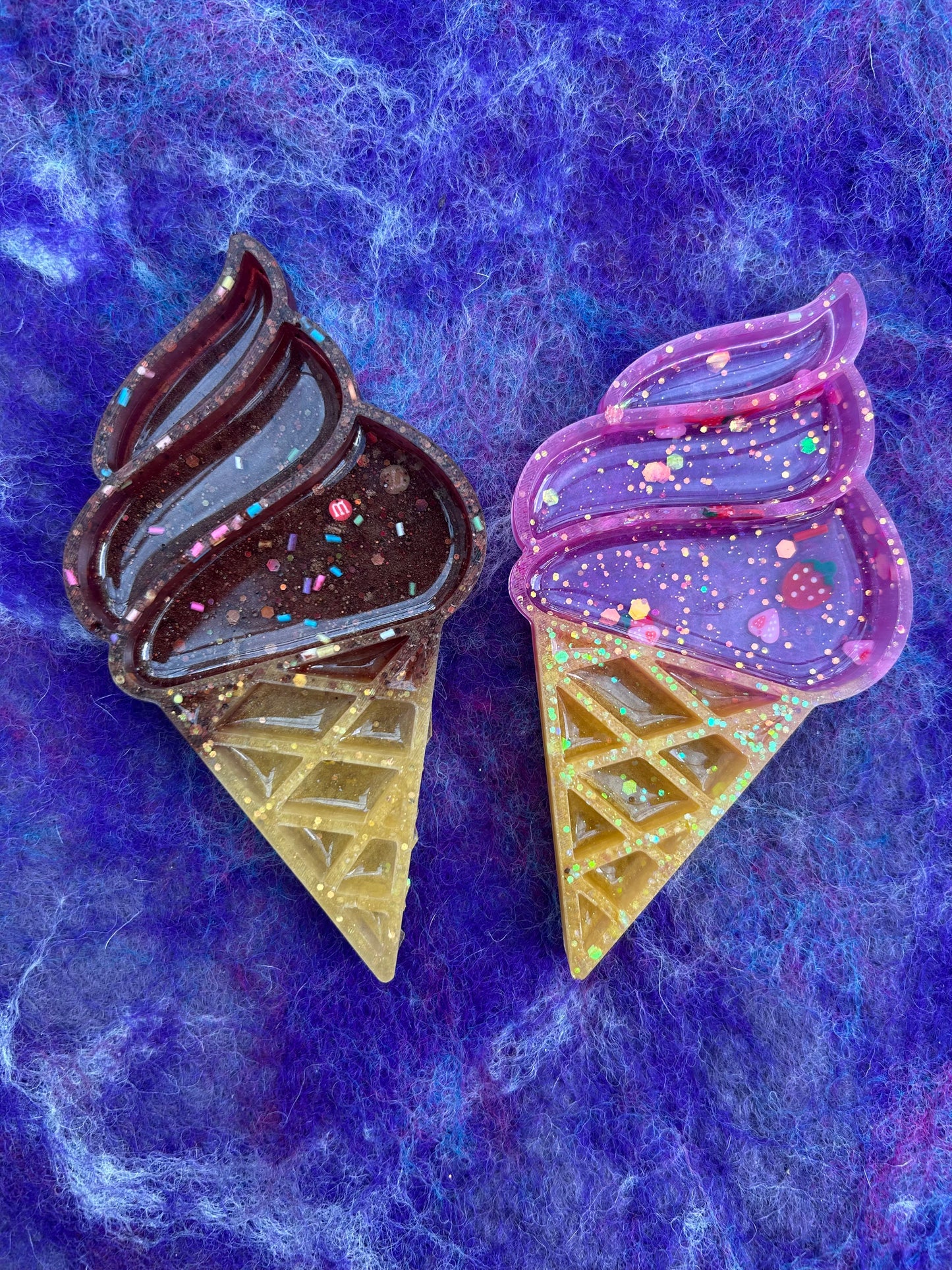 Ice cream sensory trays & scoop