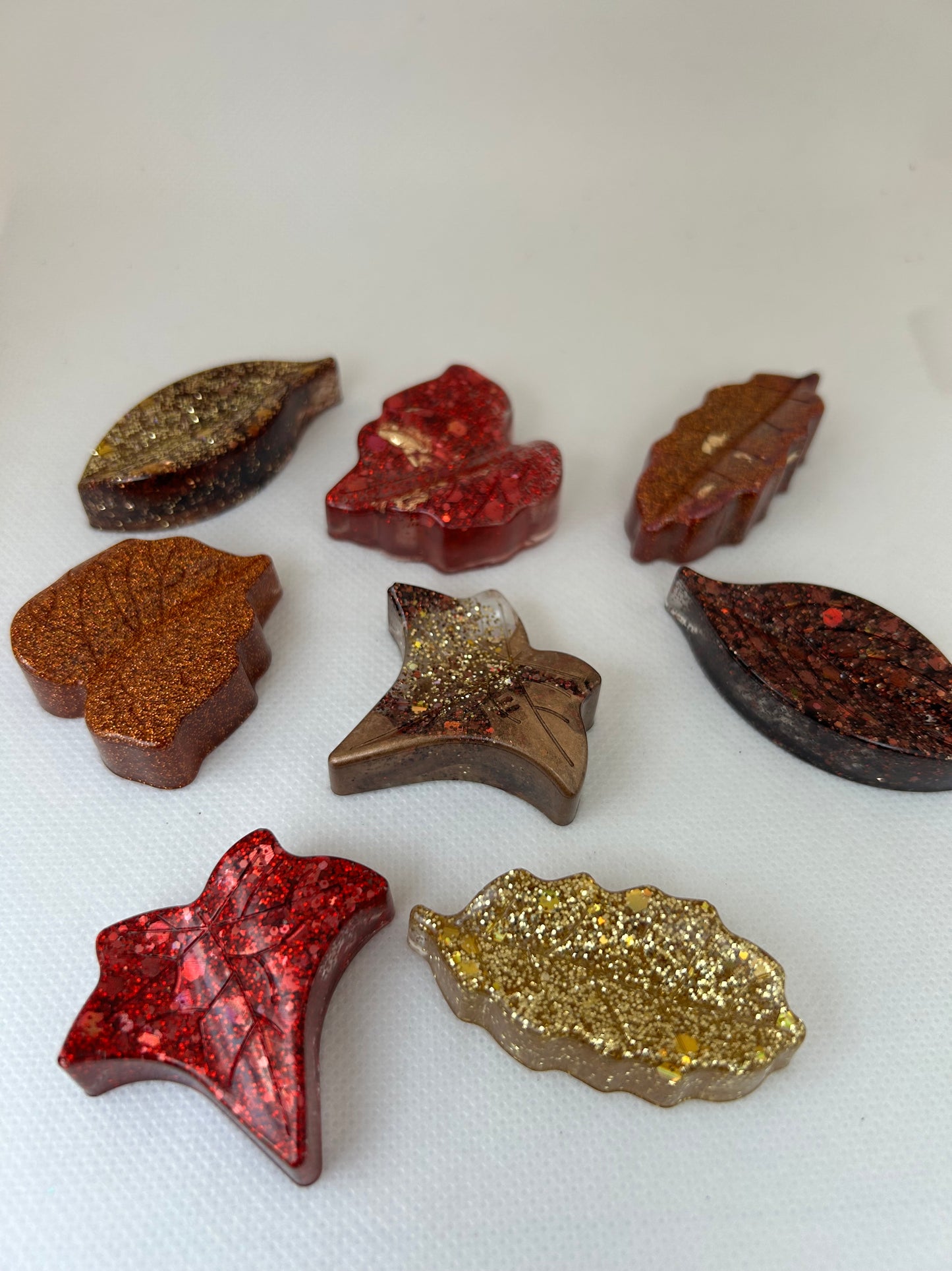 Shiny leaf counters