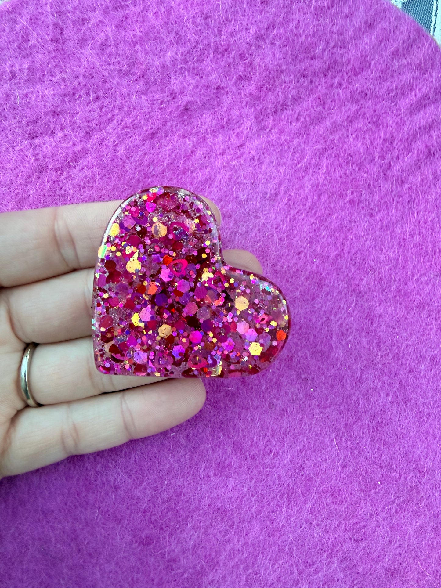 Heart flash card holder