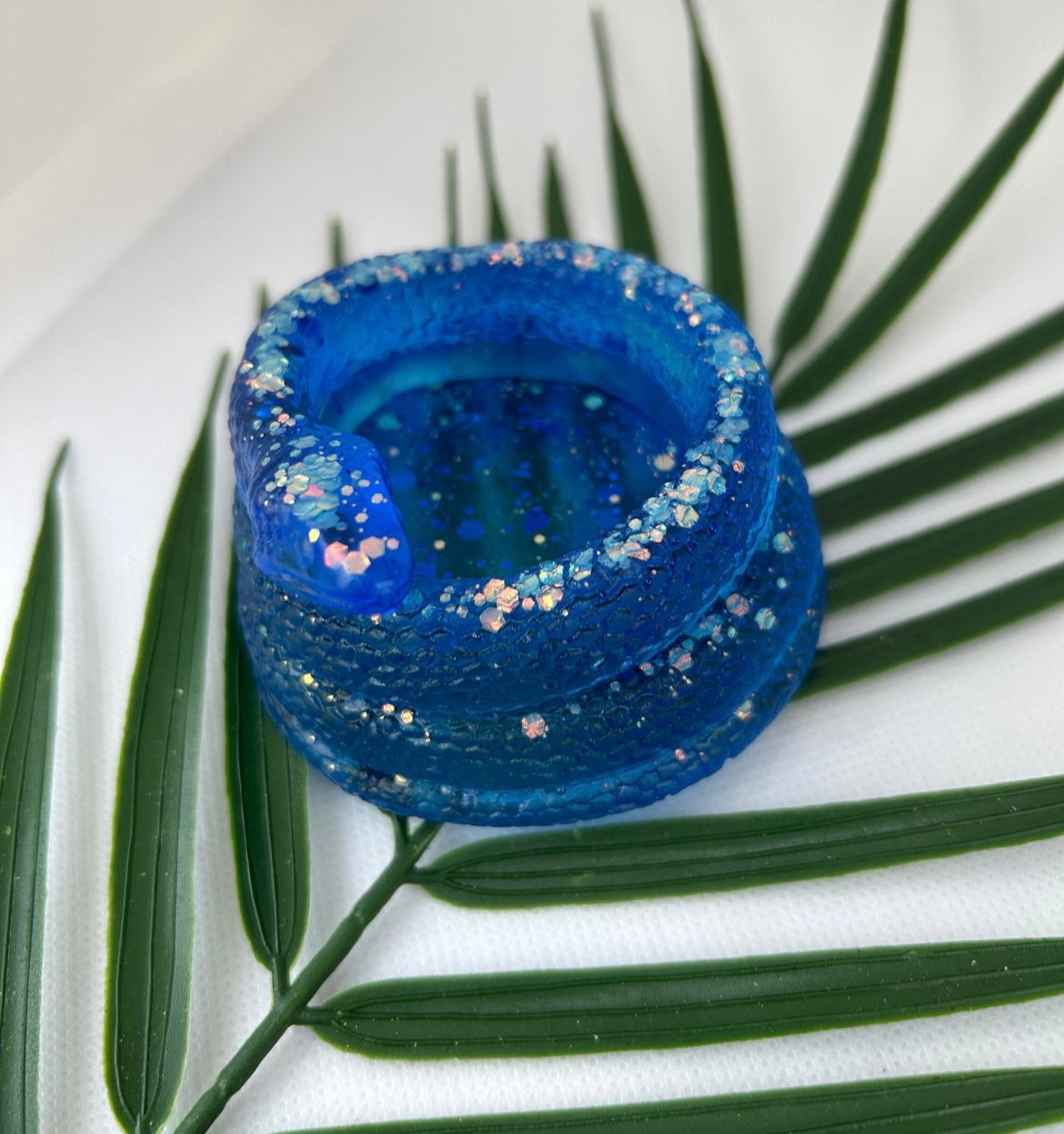 Snake bowl