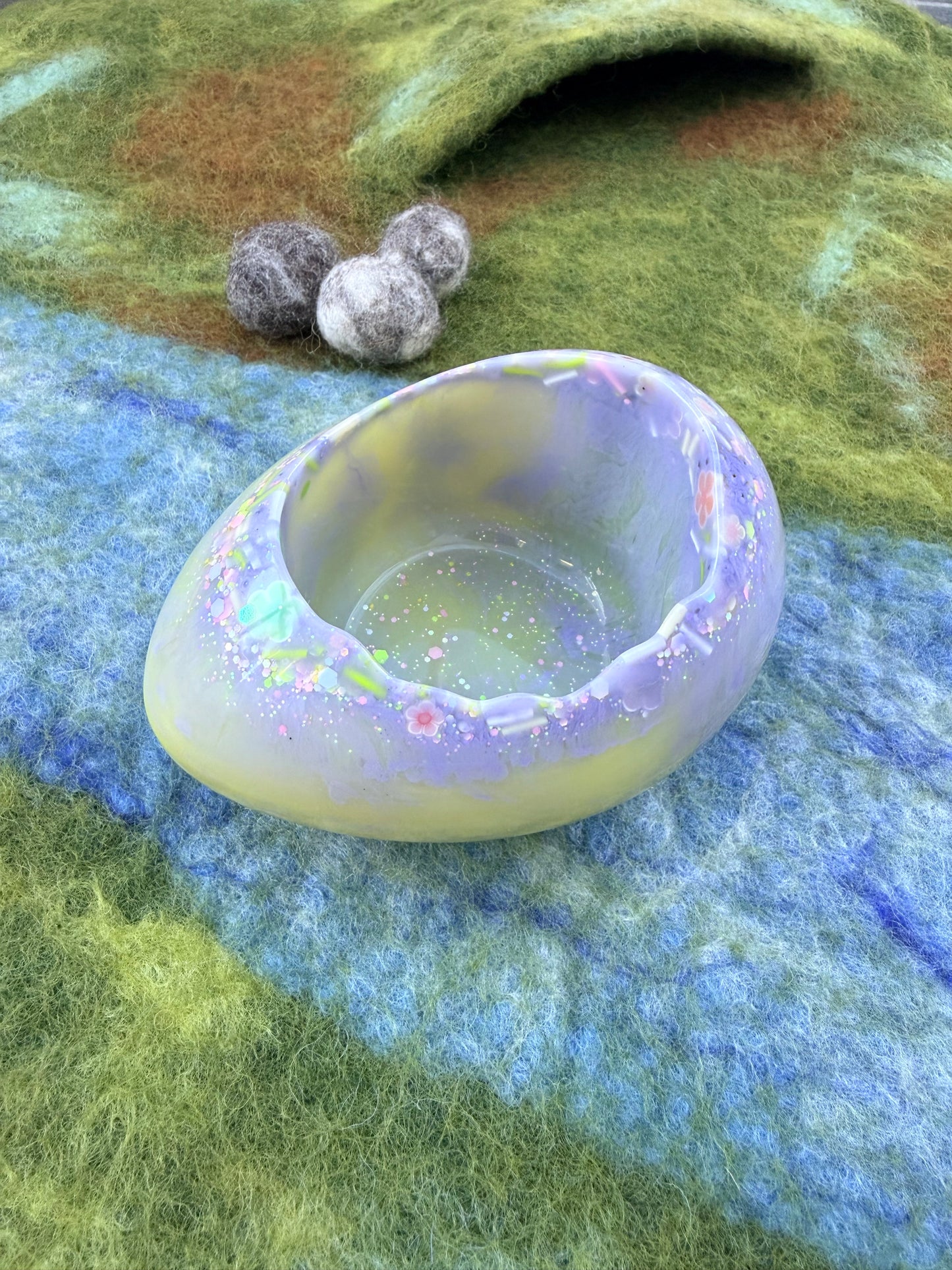 Large egg bowl