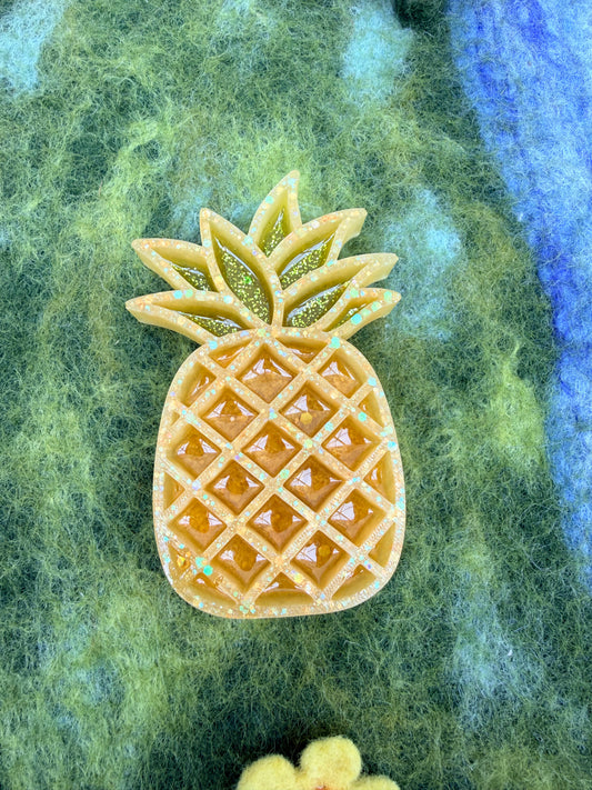 Ready made pineapple sensory tray