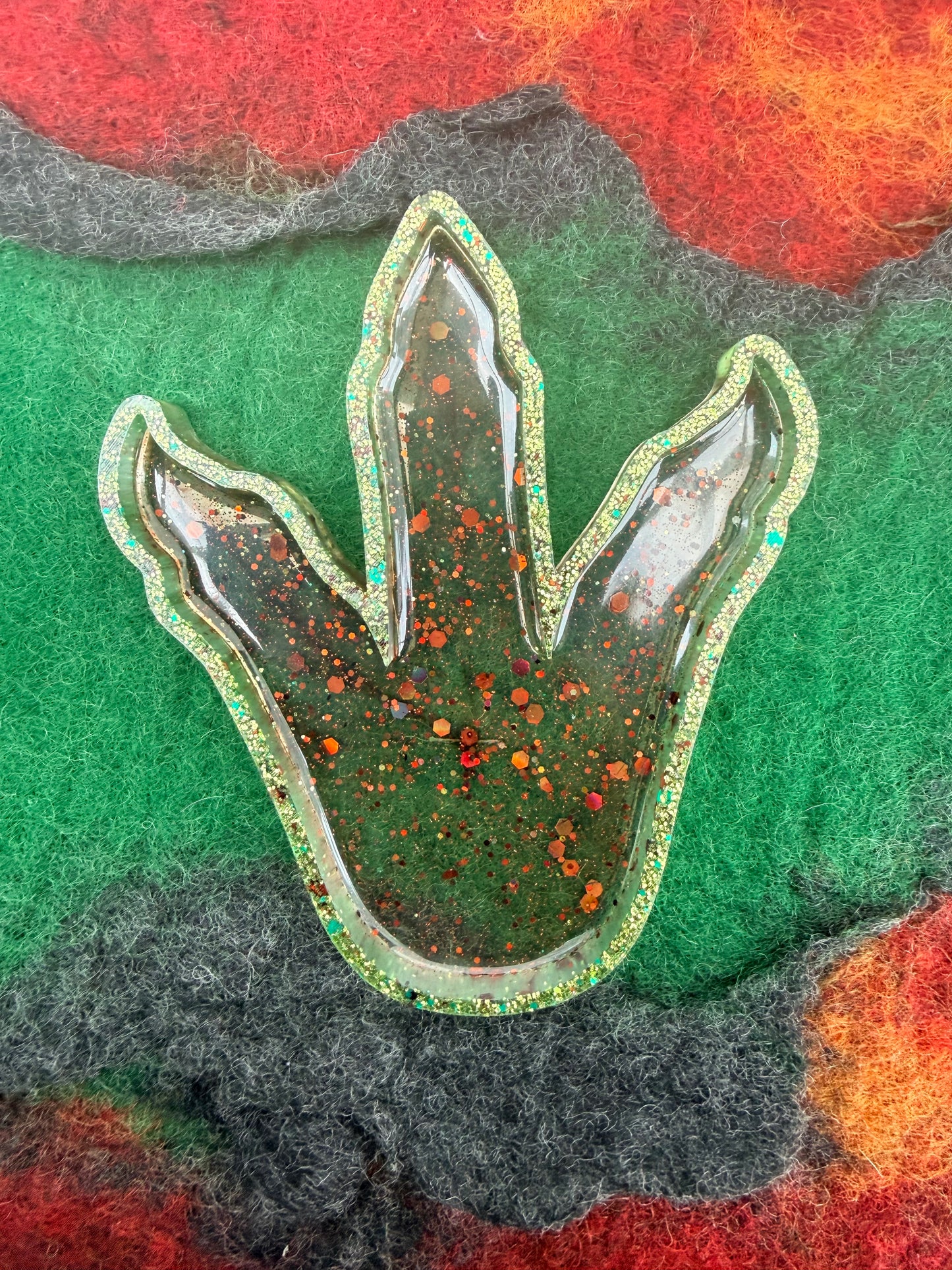 Ready made dinosaur footprint tray