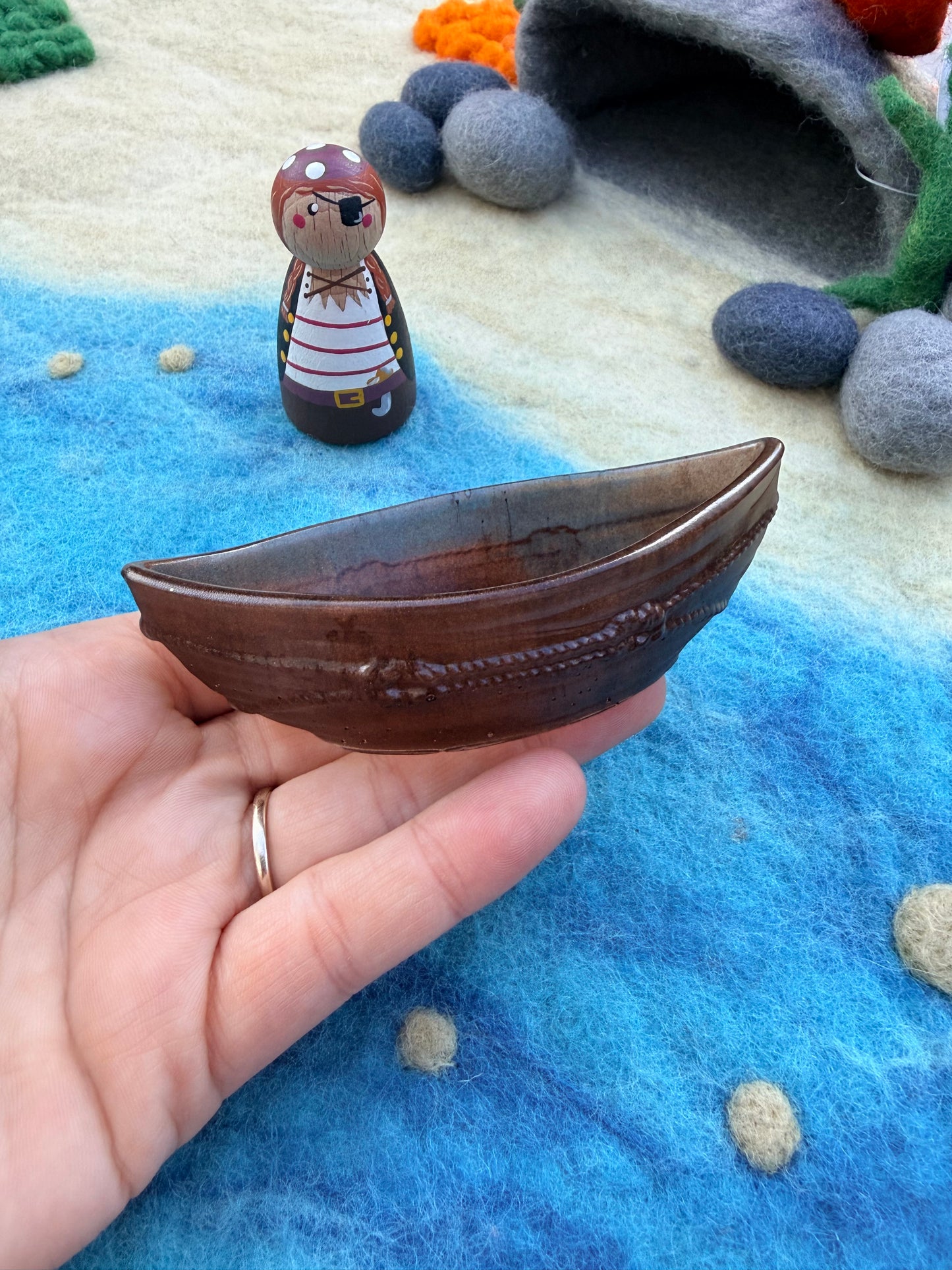Mini boat