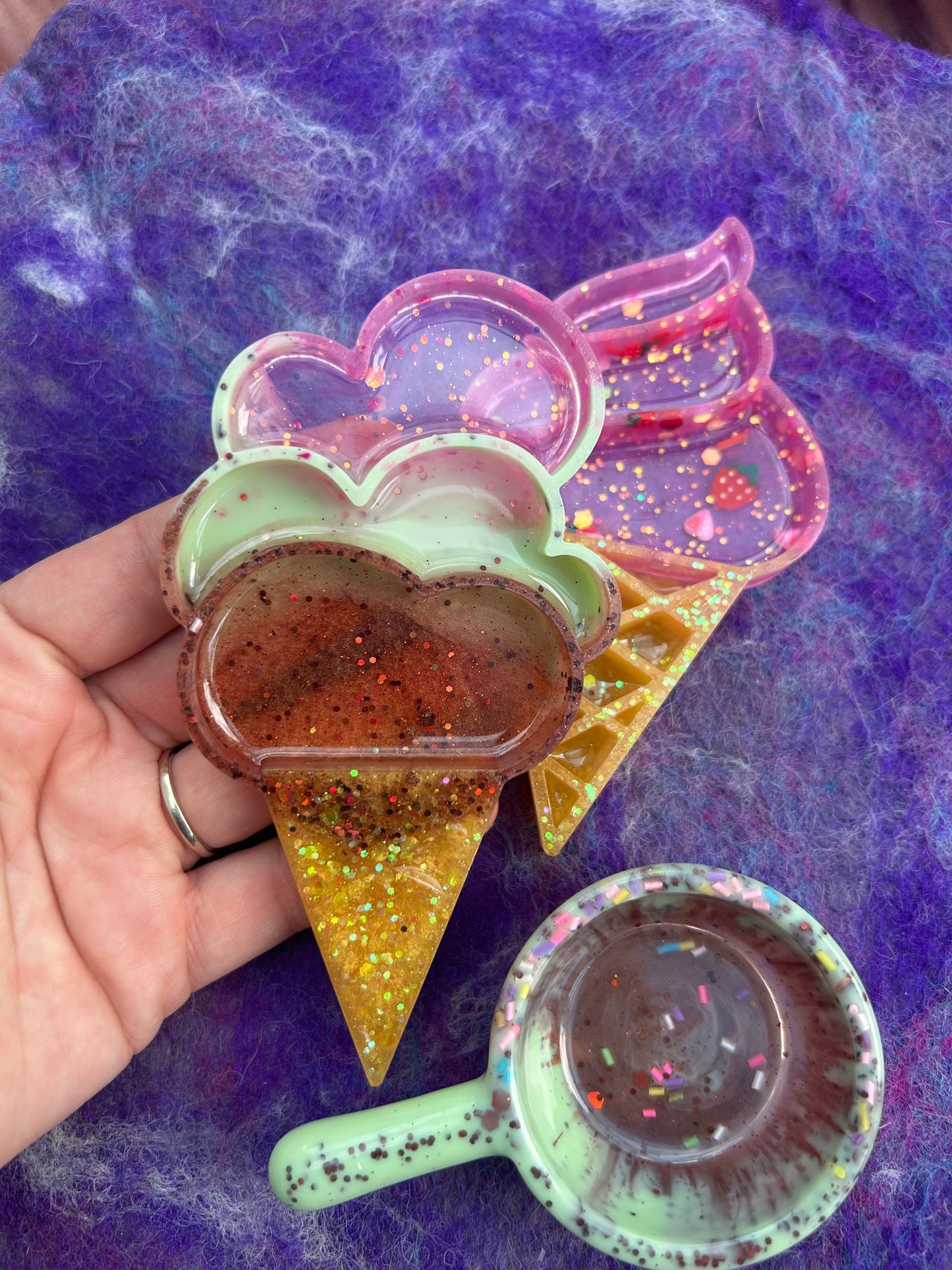 Ice cream sensory trays & scoop