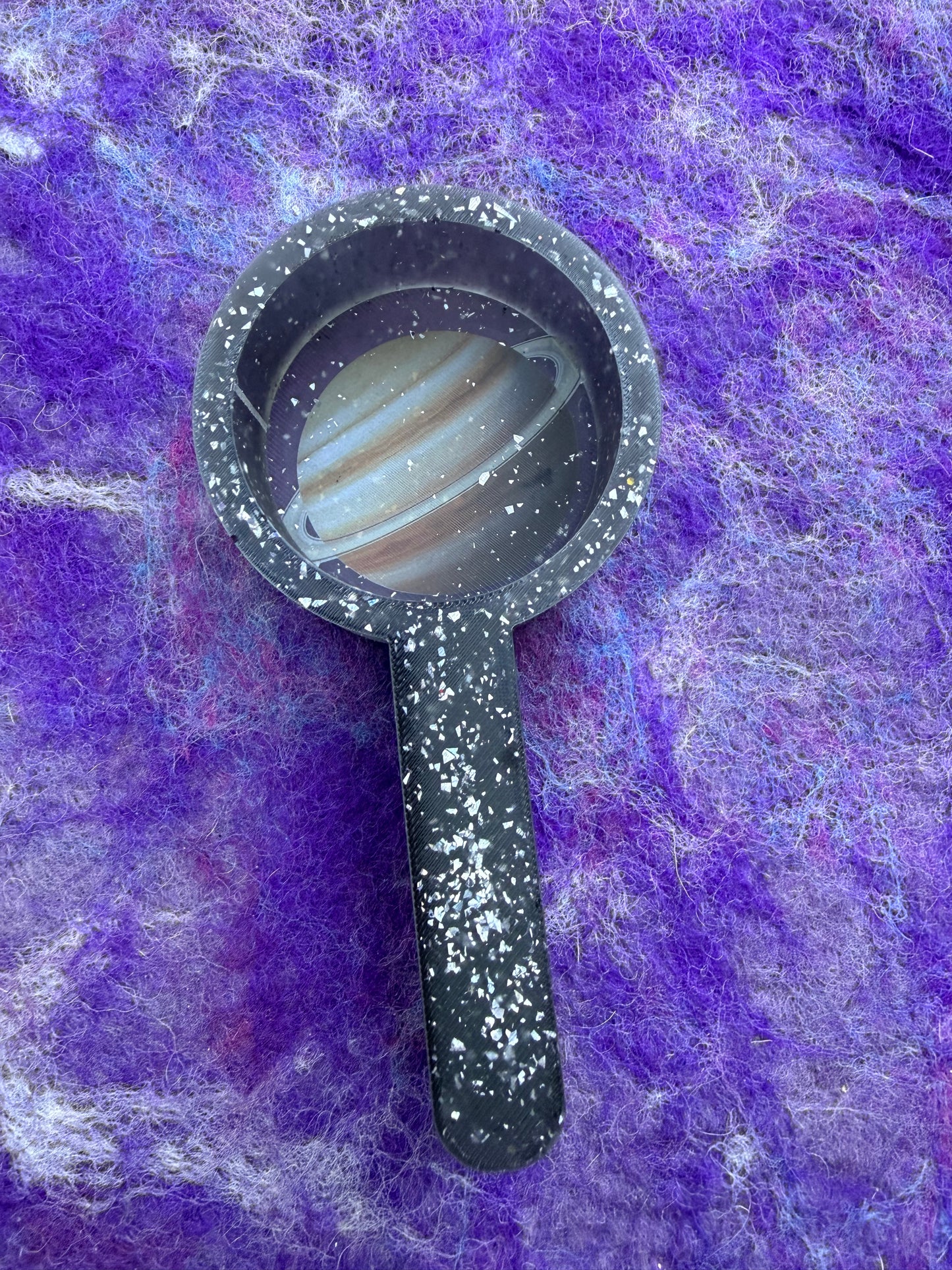 Thick handled scoop