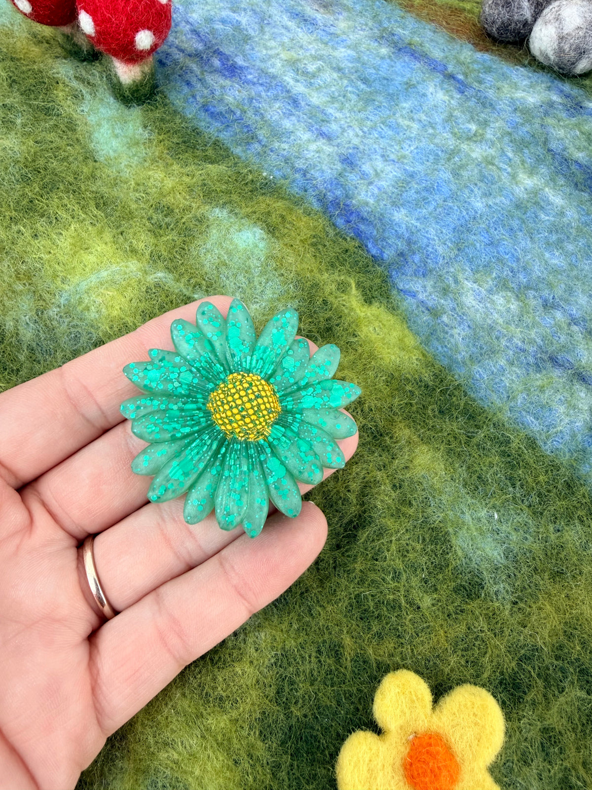 Ready made chunky green flower