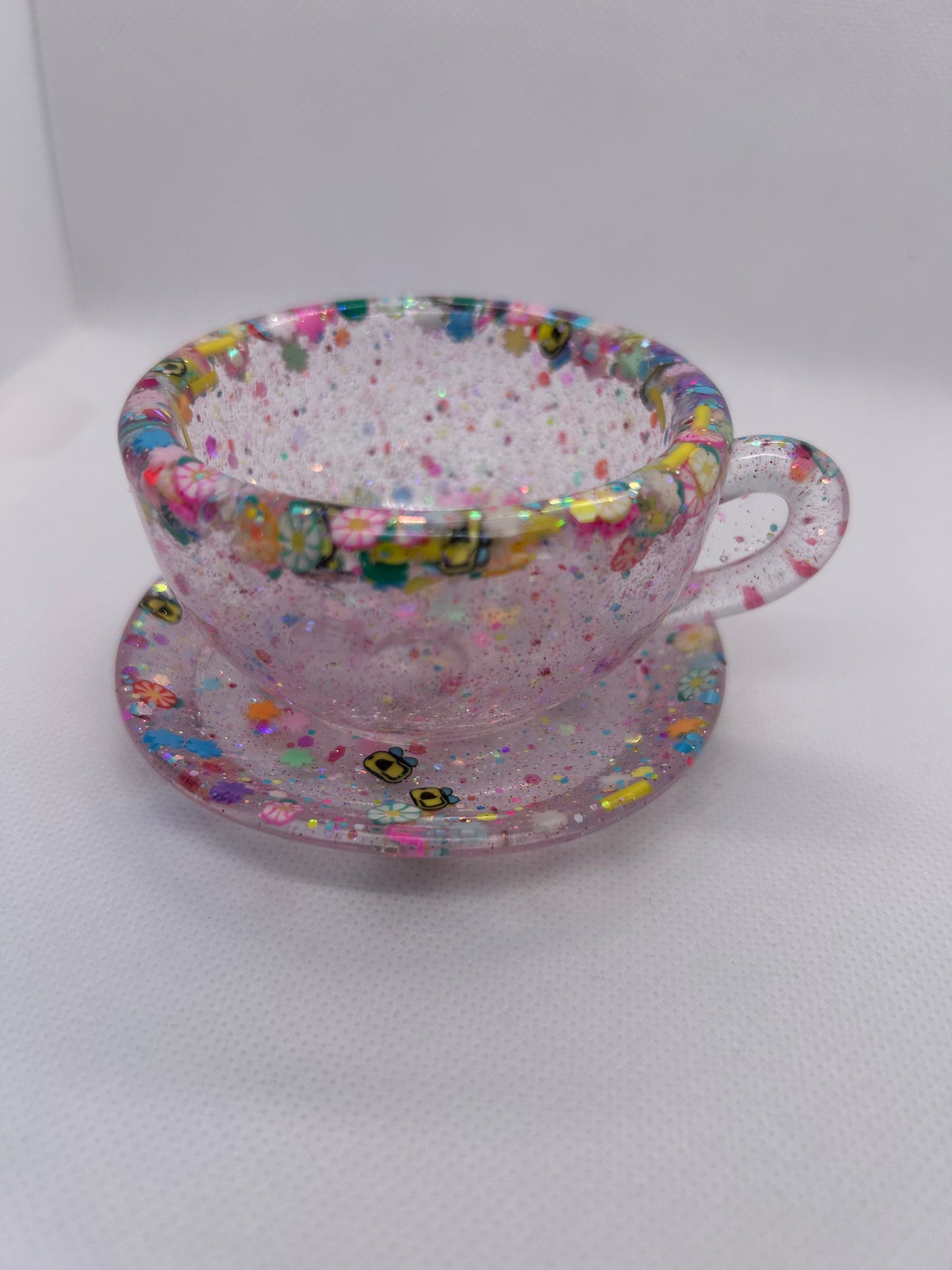 Large Tea cup & saucer