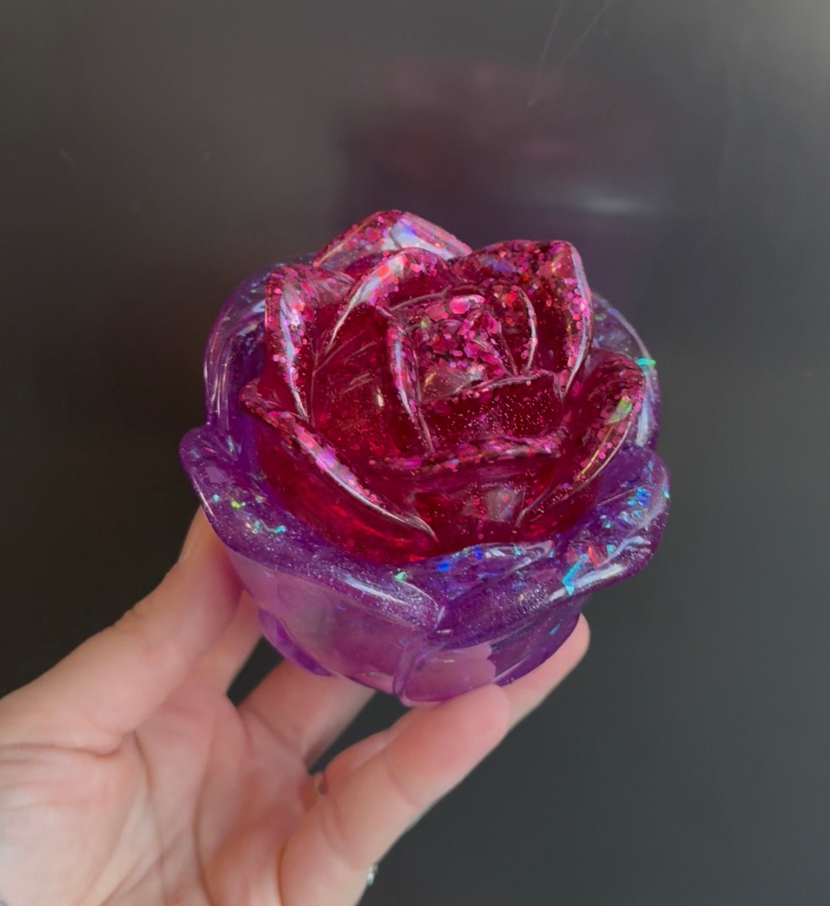 Large rose jar