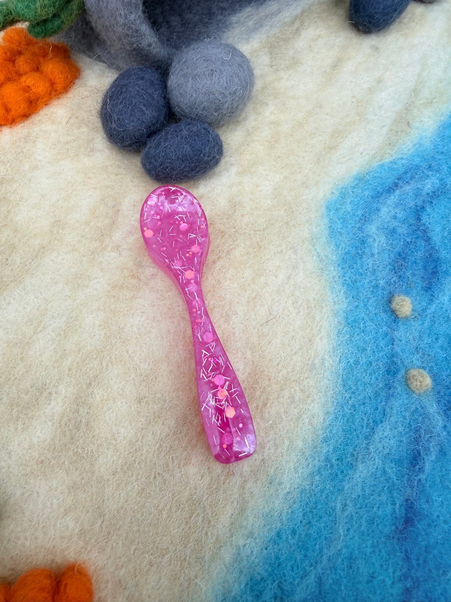 Ready made stirring spoon