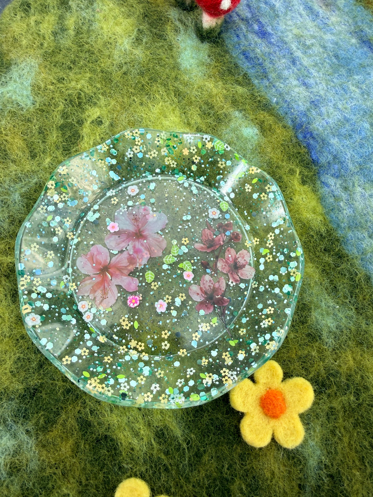 Ready made floral dish