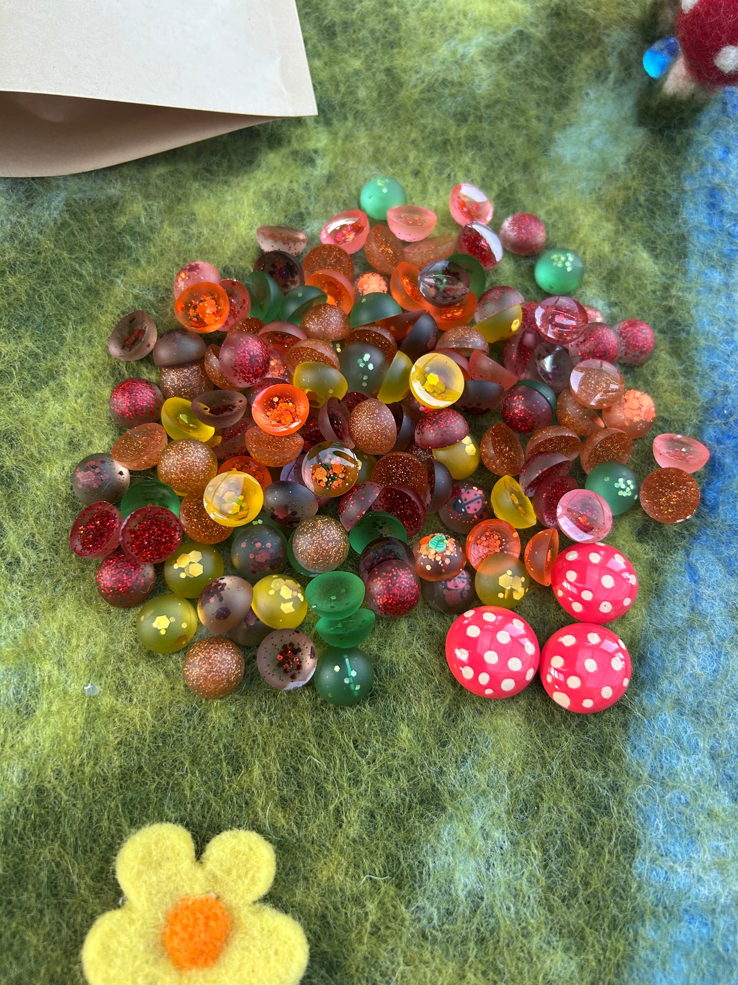 Micro Autumn Reusa-base (washable & reusable resin sensory base)