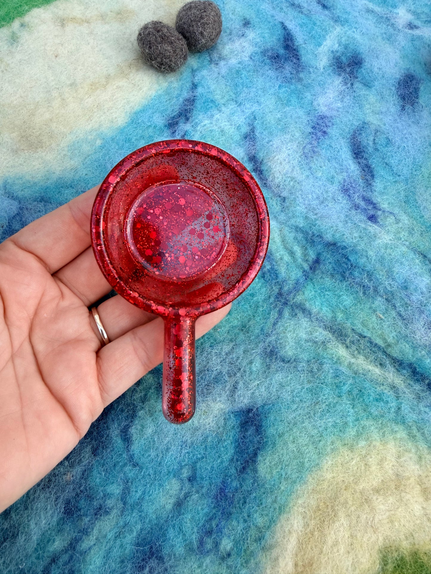 Ready made scoop