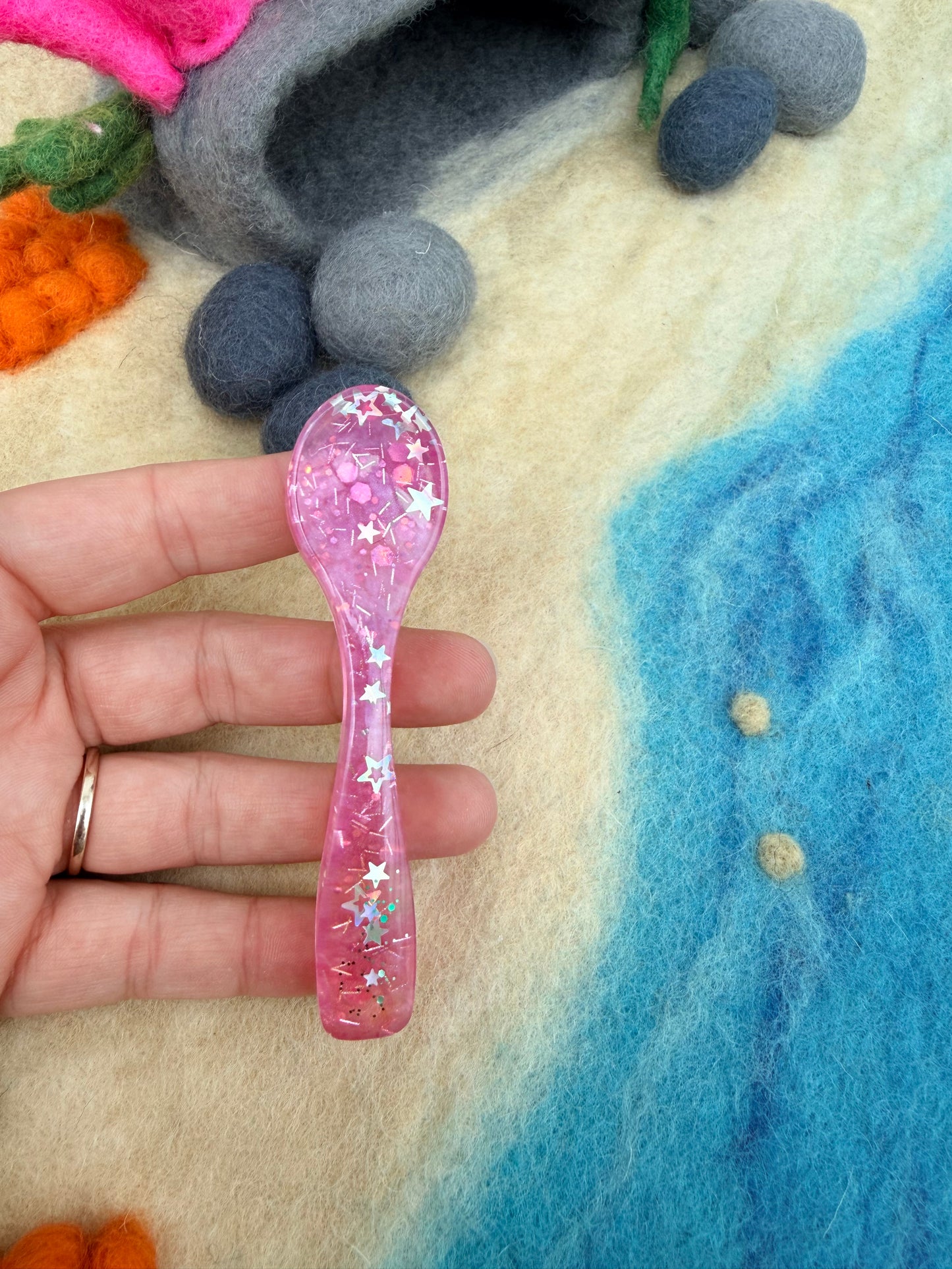 Ready made stirring spoon