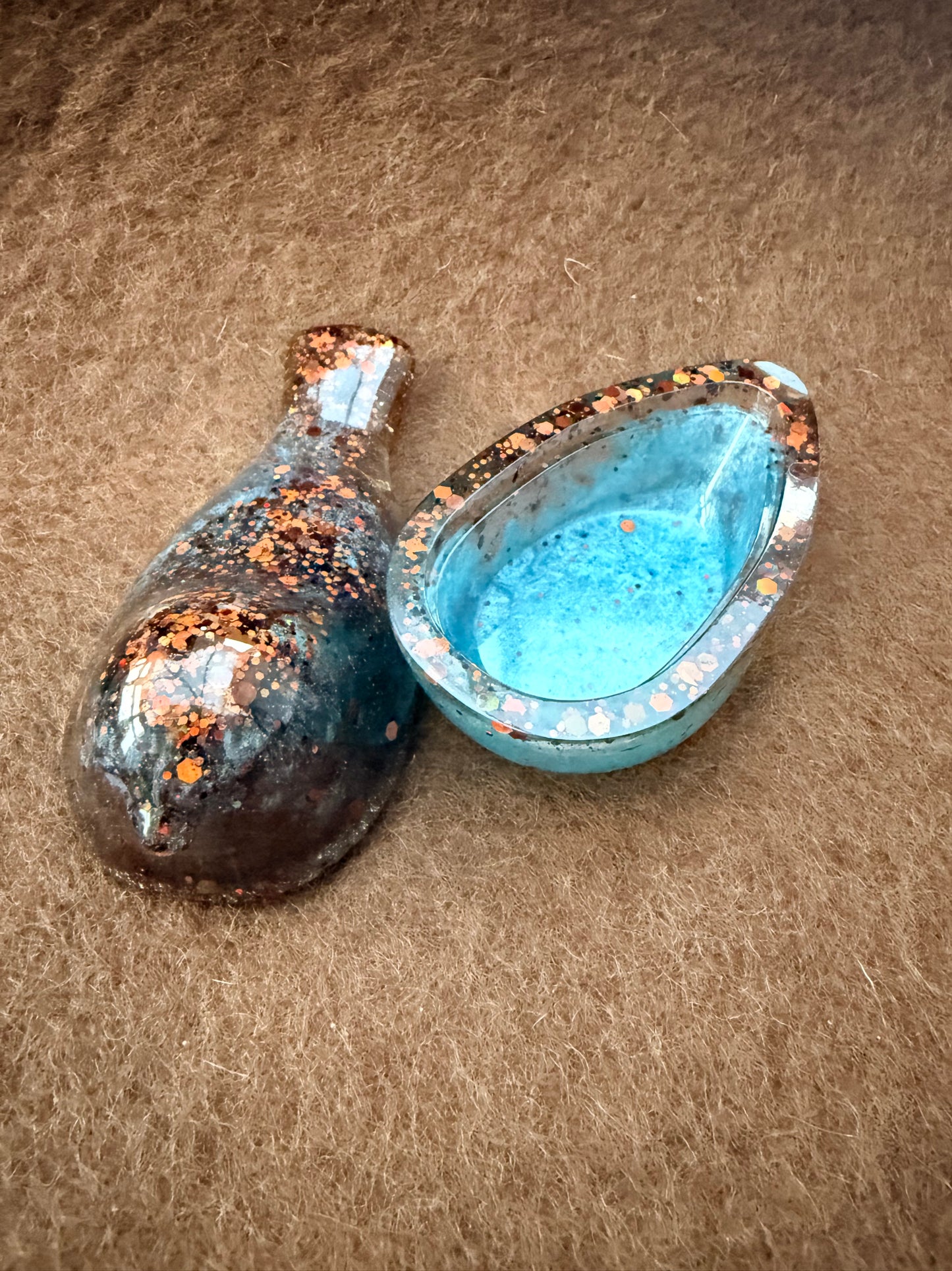 Bird jar
