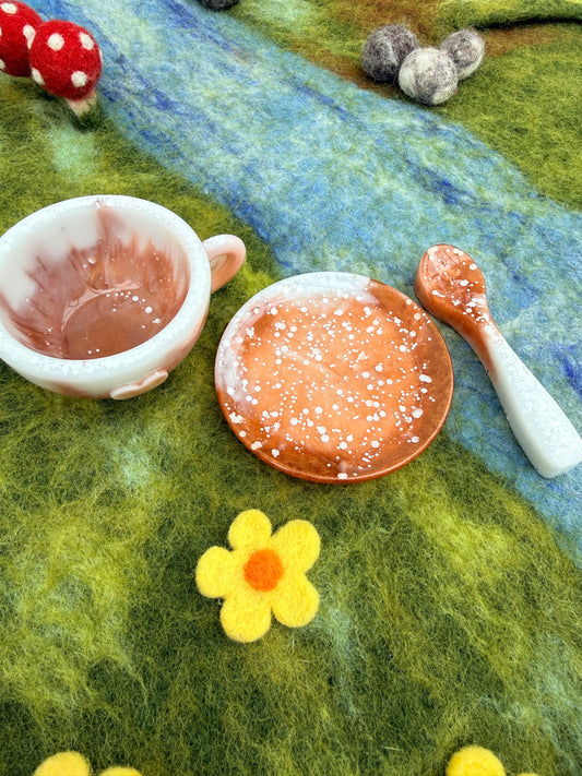Ready made teacup & saucer set with spoon