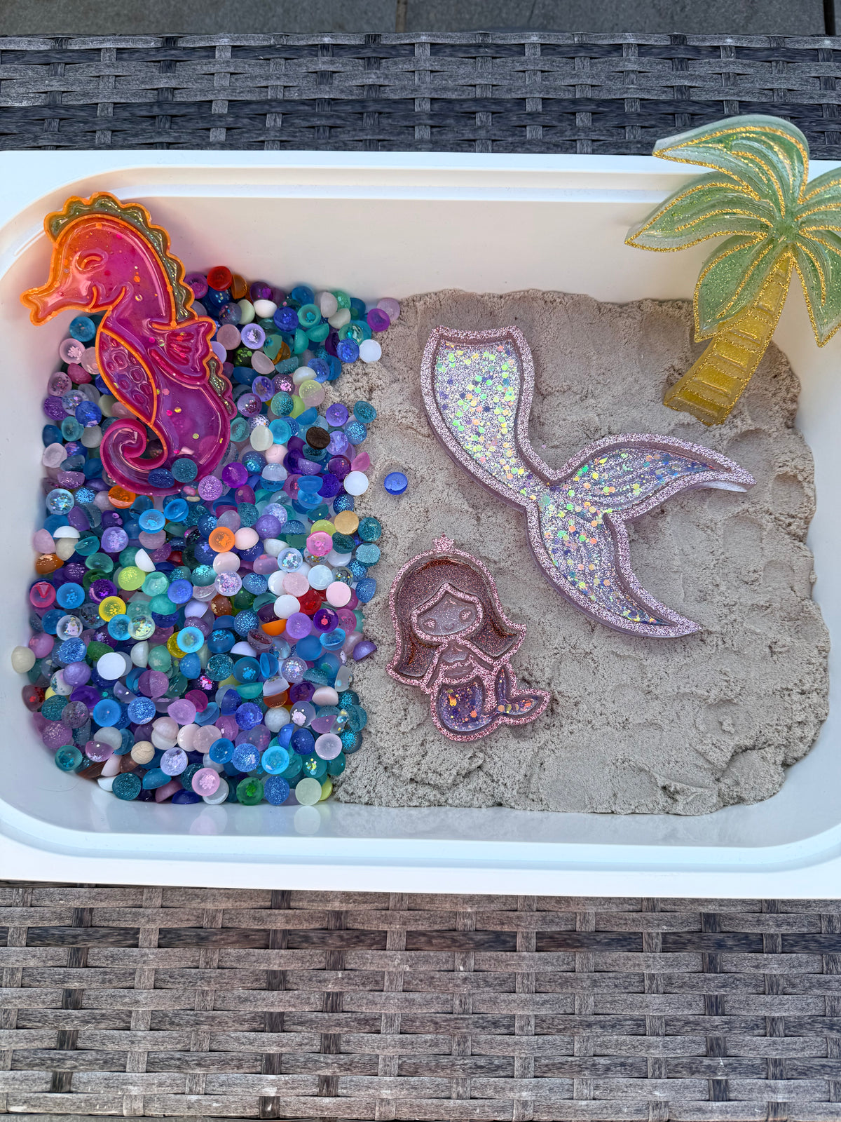 Seahorse sensory tray & stamp