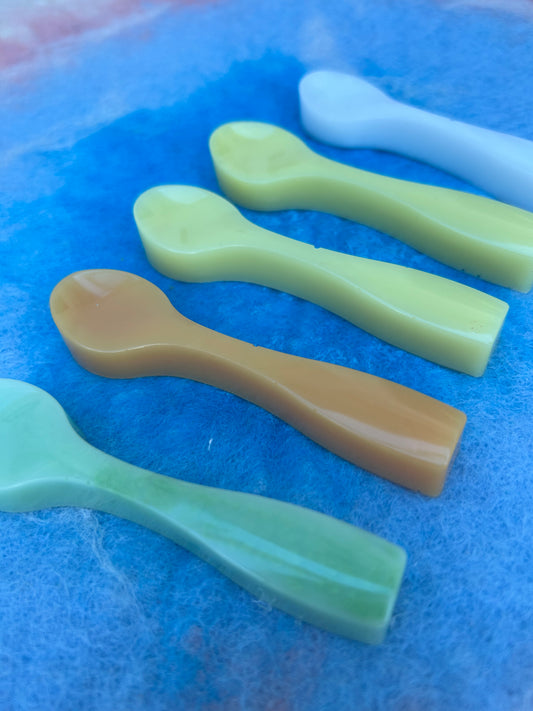Seconds - opaque pastel stirring spoons (1)