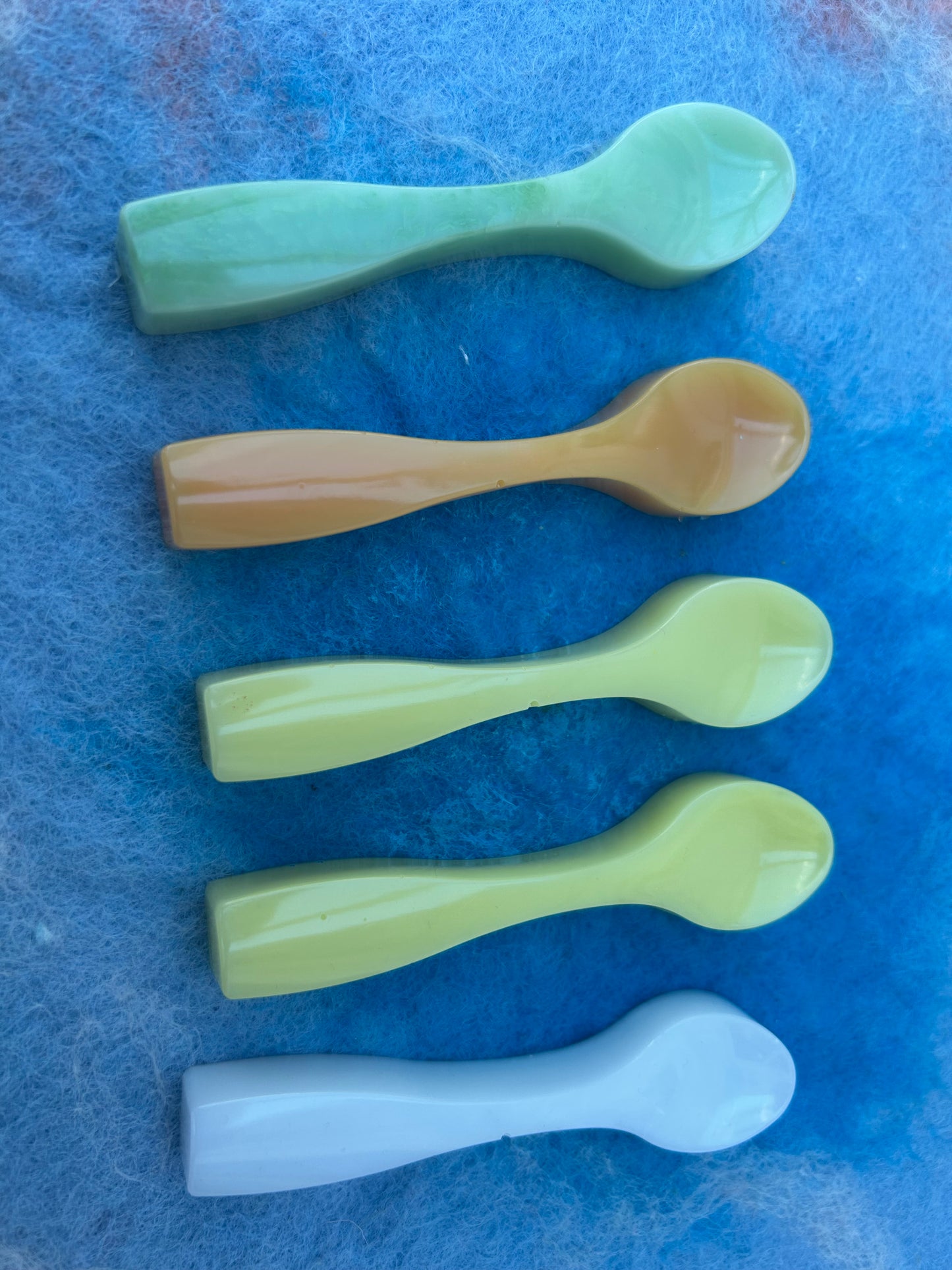 Seconds - opaque pastel stirring spoons (1)