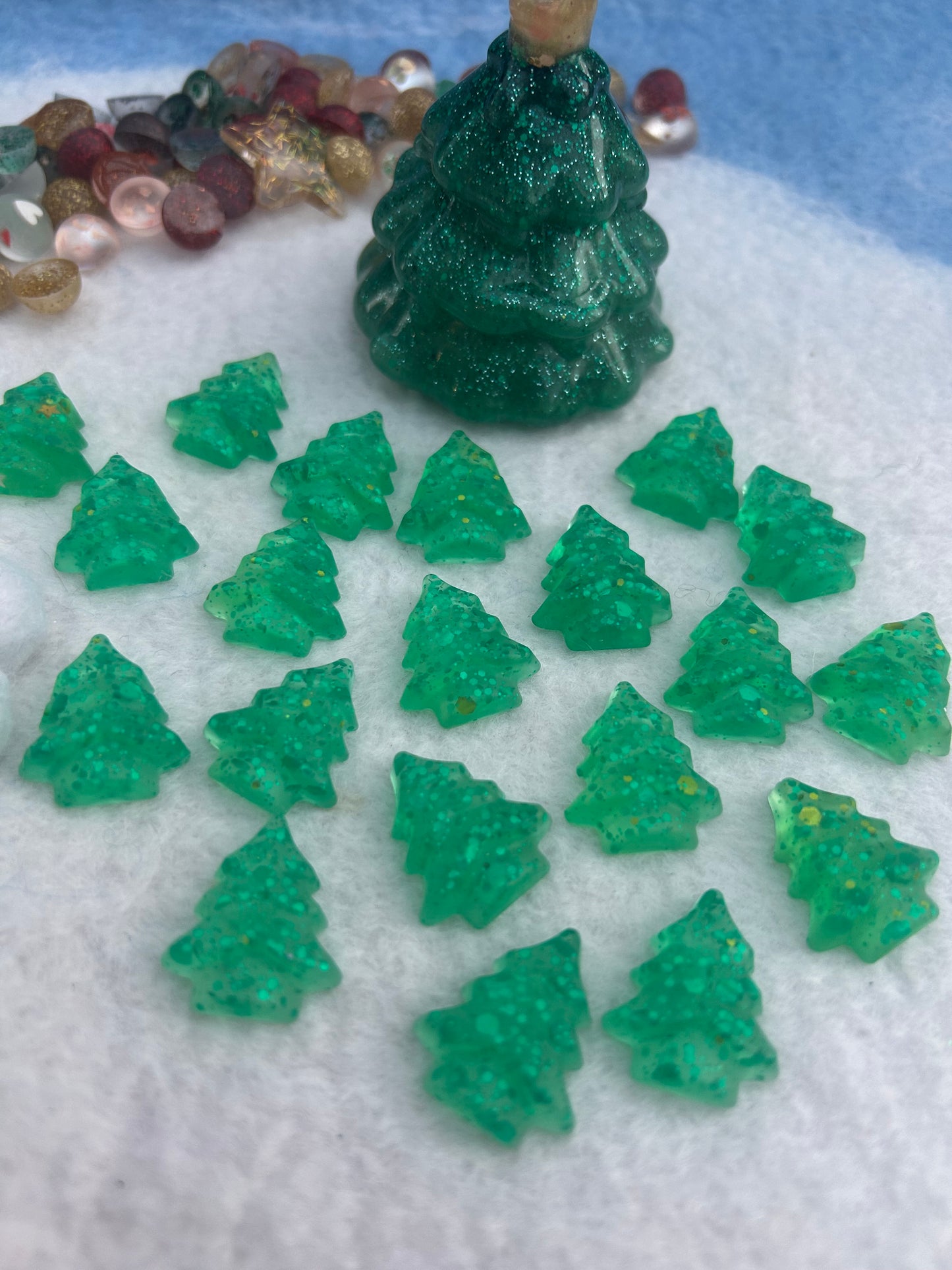 20 mini xmas trees