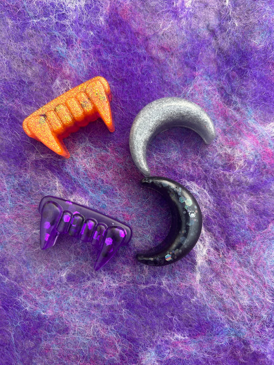 Ready made set of Halloween counters (4)