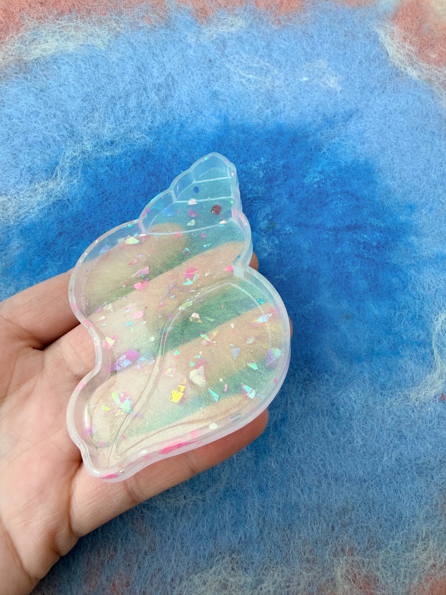 Shell sensory tray