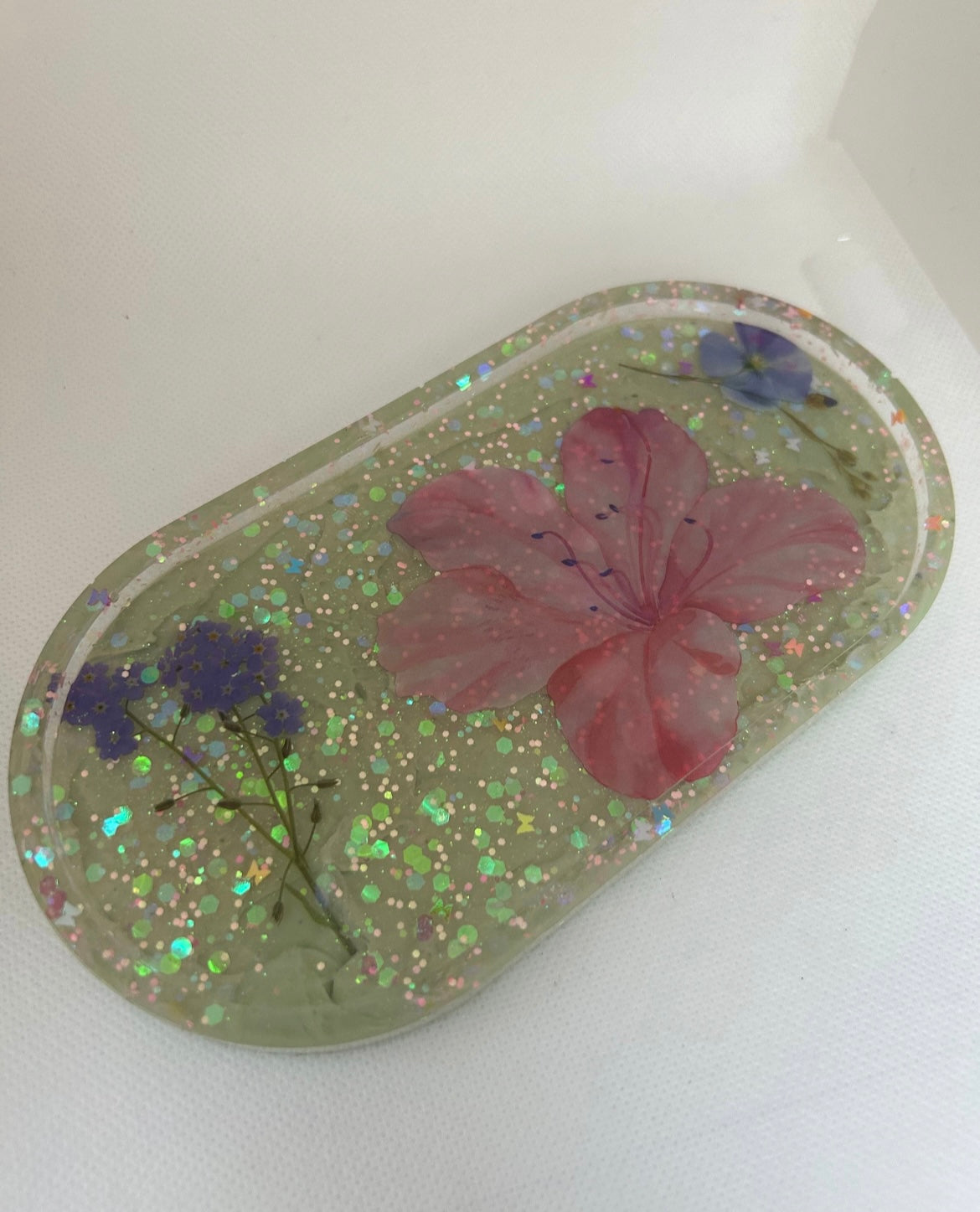 Oblong sensory tray
